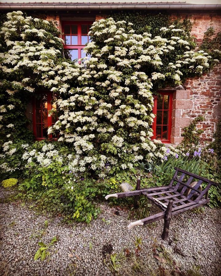 Hotel Domaine Du Tertre Ychot Dol-de-Bretagne Zewnętrze zdjęcie